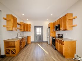 133 North St, Seymour, CT