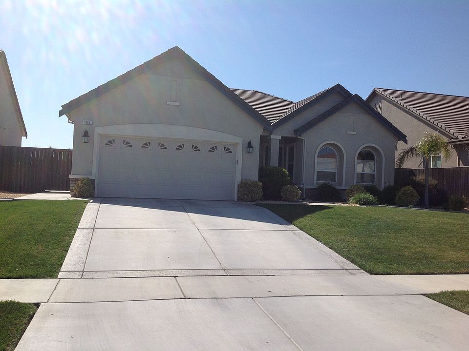 1st image of 1061 Jewelflower St