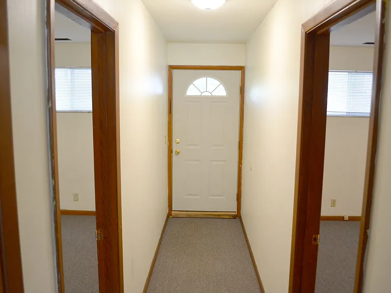 6300 Ervin Rd — Photo 17
