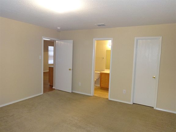 5th image of 7009 Brookglen Ln