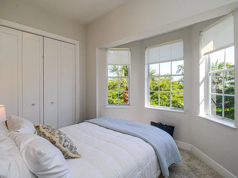 453 8th Ave S #106 — Photo 31