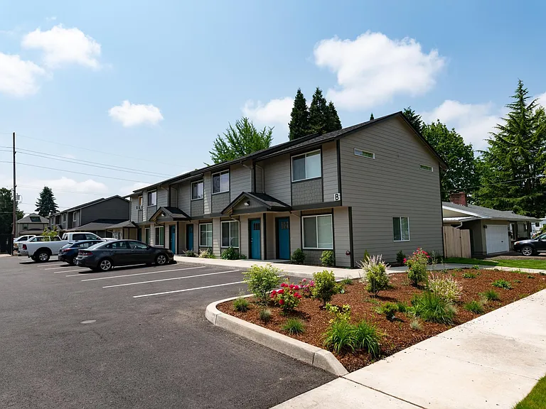 Lebanon City Townhomes — Photo 28