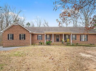 4 Eight Js Ln, Clayton, NC 27520
