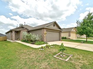166 Tallow Trl, San Marcos, TX 78666