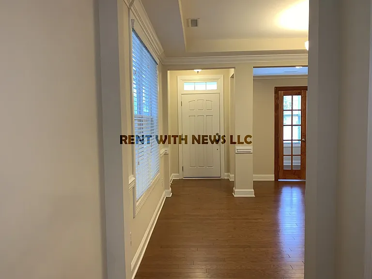 529 Finnbar Dr — Photo 6