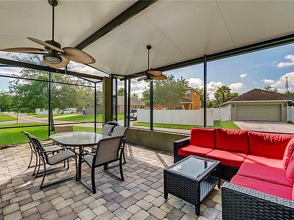 5th image of 903 Branchwood Way