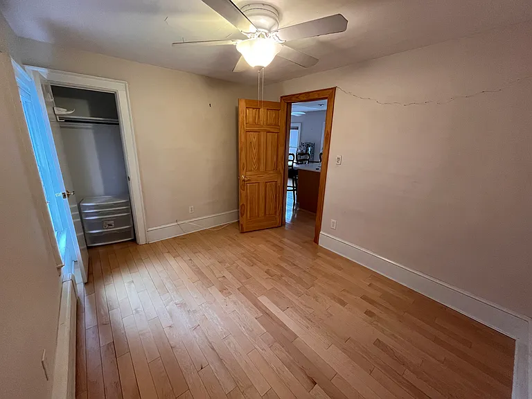 151 Eagle St — Photo 18
