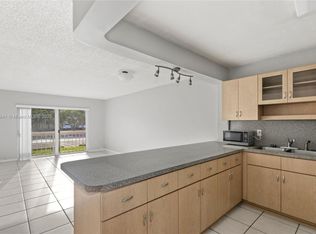 7815 Camino Real #I-101, Miami, FL 33143