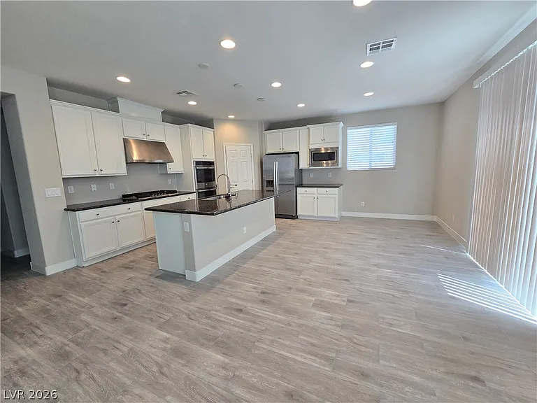 8059 Encanterra Rd — Photo 5