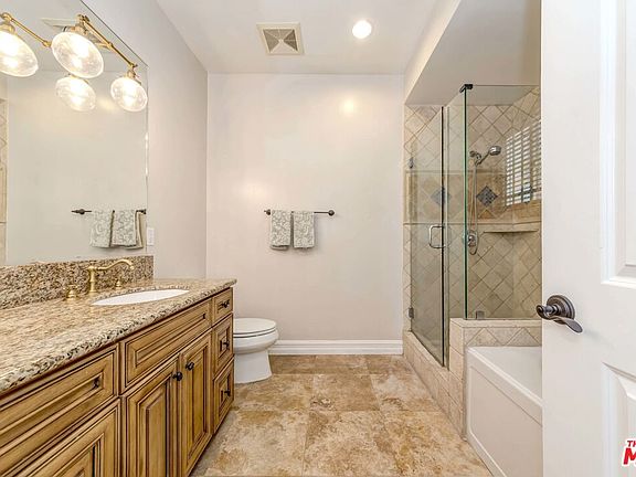 5th image of 412 S Wilton Pl APT 103