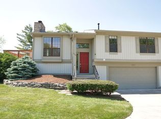 2750 Lakeshire Ln, Indianapolis, IN 46268