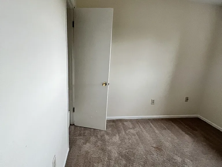401 Fairfax St #3 — Photo 9
