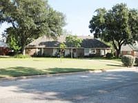 1st image of 3232 Woodland Cir