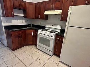 804 Grand St APT 2R, Brooklyn, NY 11211