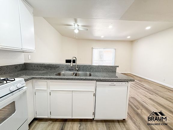4th image of 11459 Collins St #204