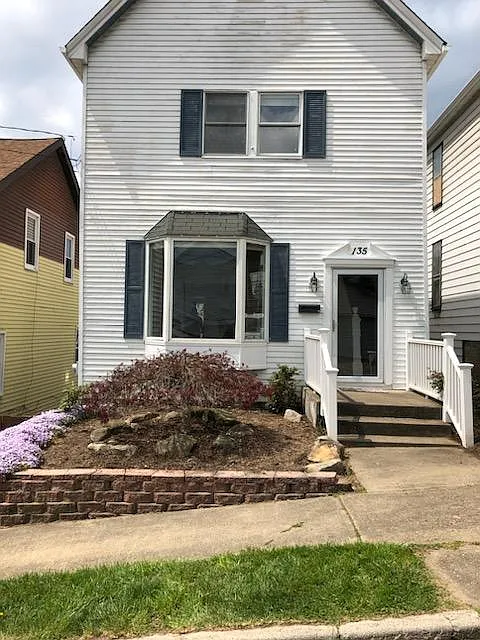 135 Arabella St photo 1