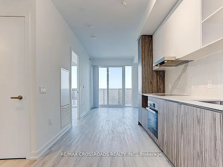 55 Cooper St #6906 — Photo 10