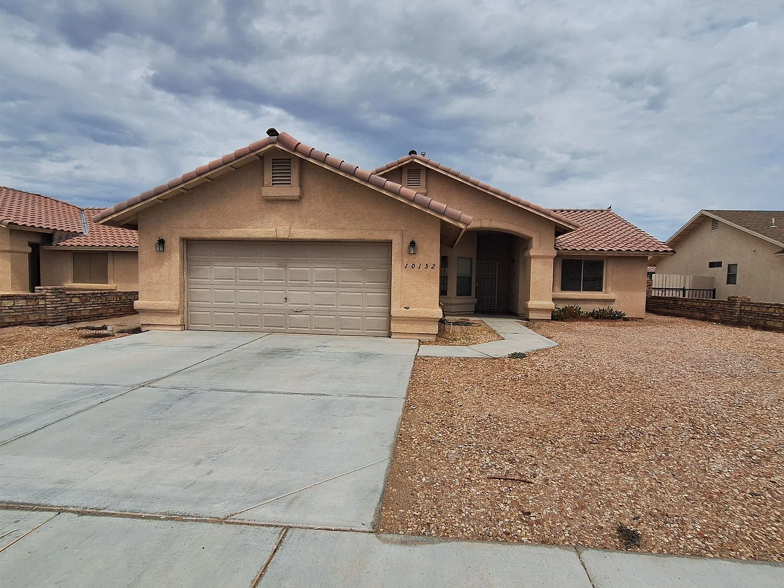 3 bed, 2.0 bath, 1460 sqft, $1,600 — Photo 2