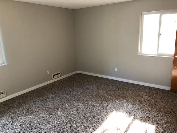 5th image of 520 S Division Ln #A