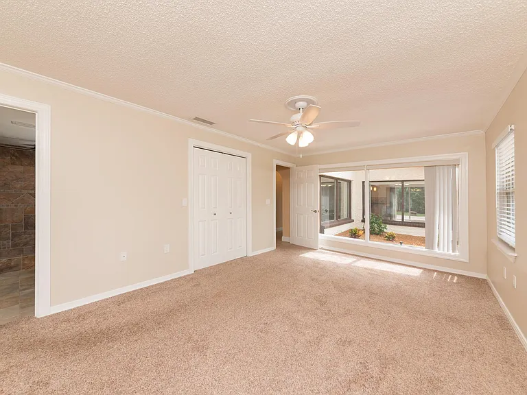 3222 Nottingham Ln — Photo 15