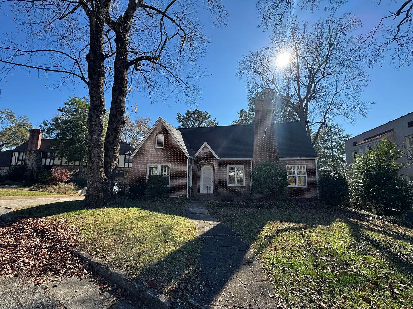 For Rent: 4BR / 2BA Home in Historic Club View Bonus Sunroom & Screened Porch! — Photo 1