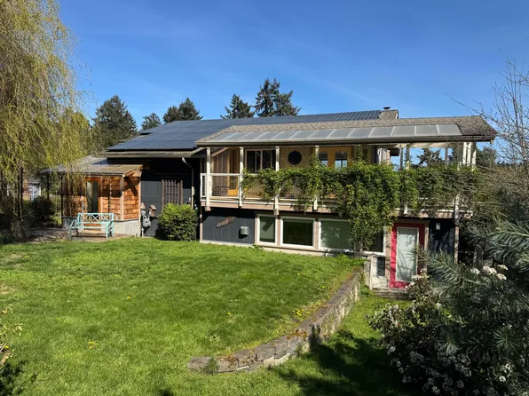 23507 Vashon Hwy SW, Vashon, WA 98070