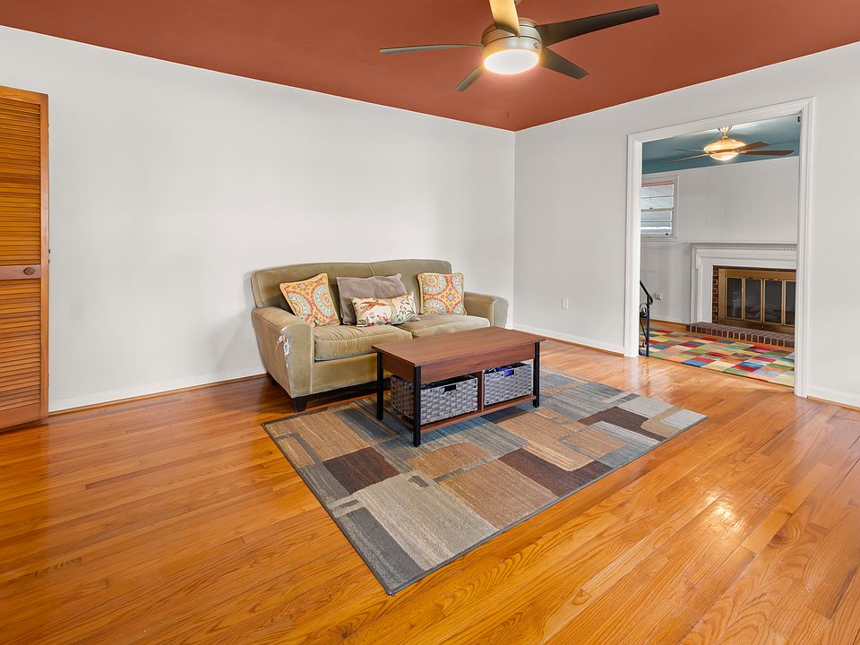 1st image of 1409 Kentwood Cir