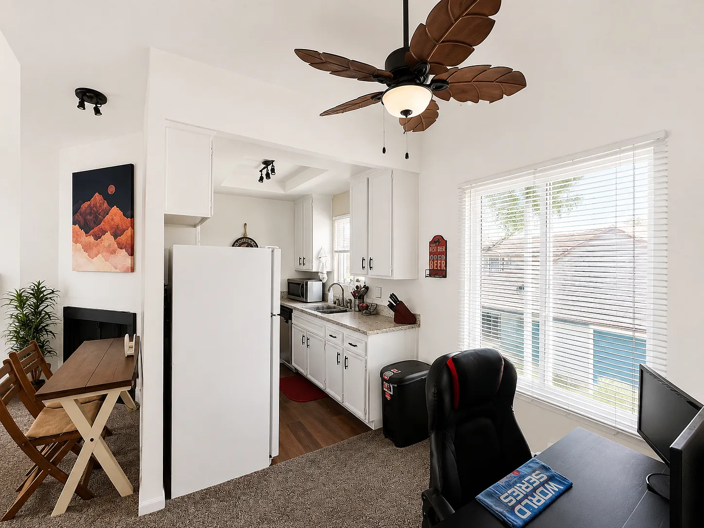 1 bed, 550 sqft, $2,250 — Photo 2