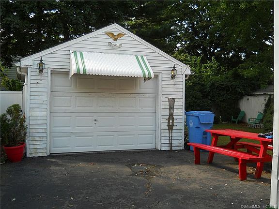 3rd image of 291 Rocky Hill Ave