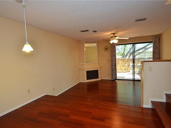 3rd image of 7122 Wood Hollow Dr APT 15