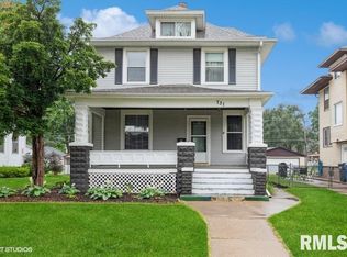 731 7th Ave S, Clinton, IA 52732