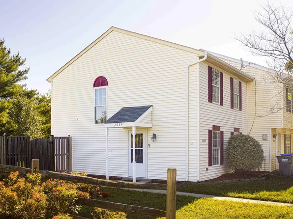 2084 Tanglewood Dr, Waldorf, MD 20601