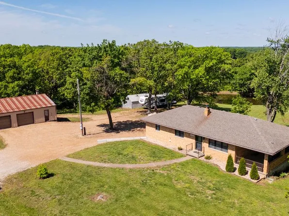 369 Highway 133, Westphalia, MO 65085