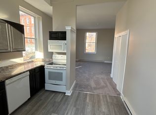 71 Front St, Rollinsford, NH 03869