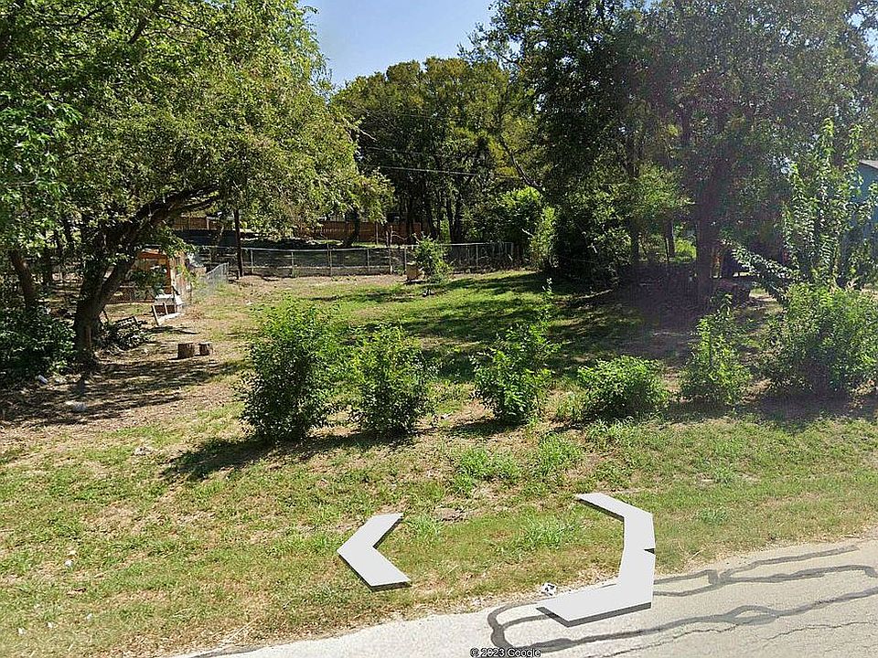 1st image of 265 Blanche Dr