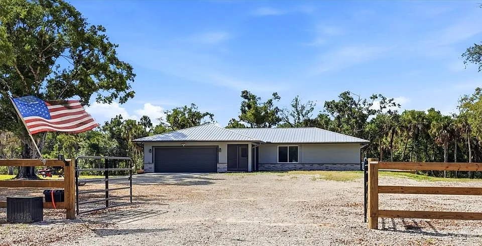 5361 Myakka Valley Trl