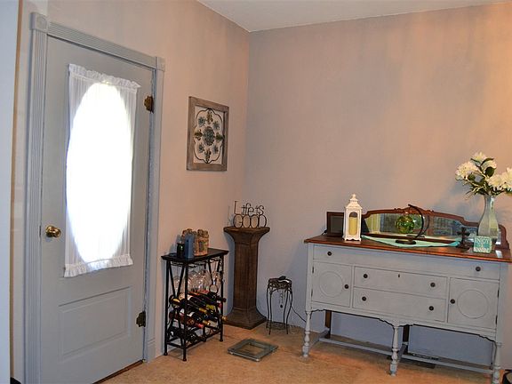 2nd image of 4403 N Lincoln St