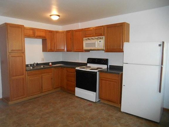 5th image of 501 Morgan Ave N #501