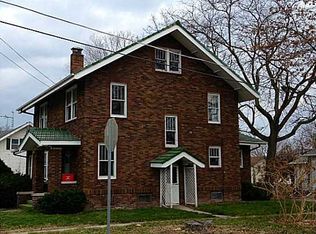 429 S 5th Ave W, Newton, IA 50208