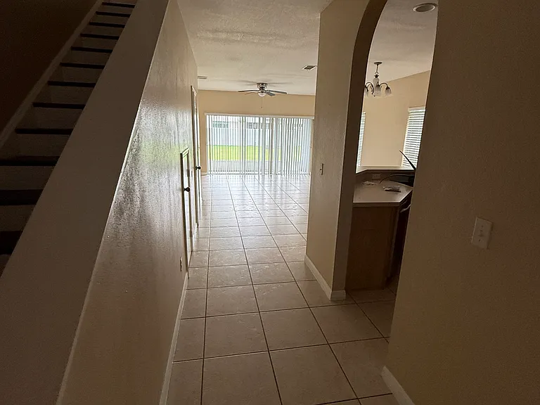 9400 Flowering Cottonwood Rd — Photo 21