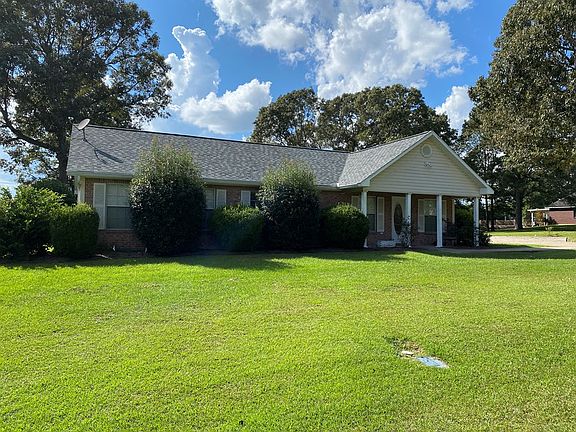 2nd image of 20 Casey Ln