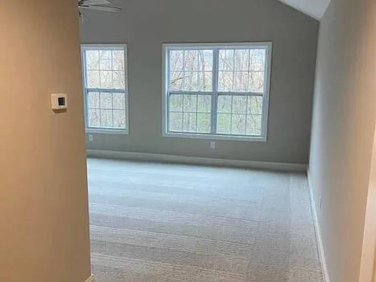 816 McCammon Ave — Photo 6