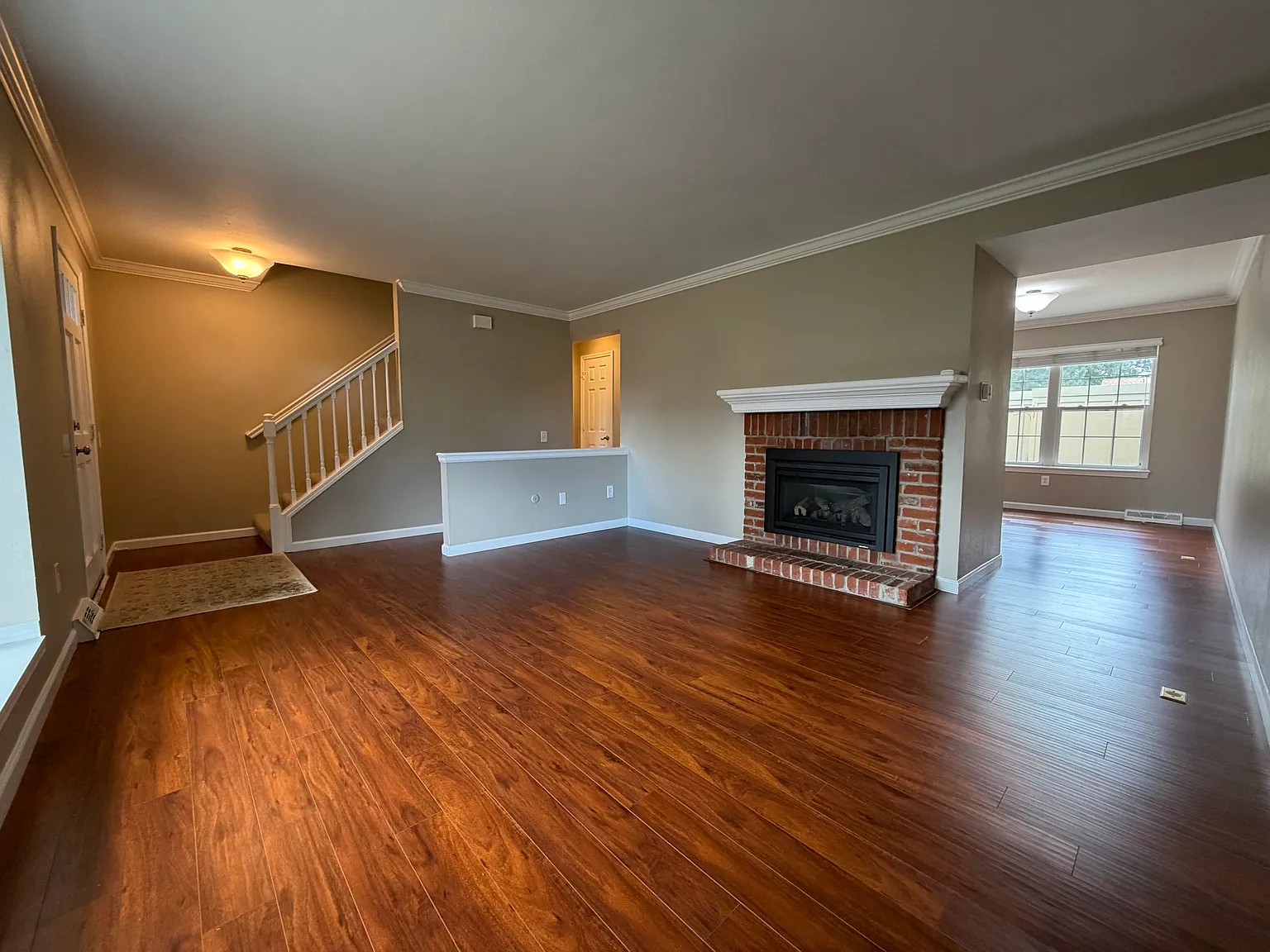 3 bed, 2.5 bath, 2002 sqft, $2,850 — Photo 3