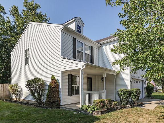3rd image of 10885 Emery Dr