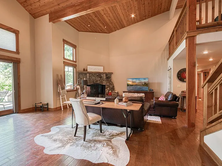 11570 Stillwater Ct — Photo 8