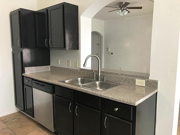 3rd image of 7800 Point Meadows Dr APT 1223
