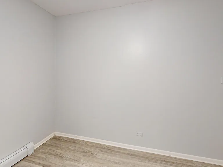 501 Chicago Rd — Photo 5