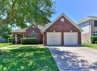 1831 Pinewood Court Dr, Baytown, TX 77521