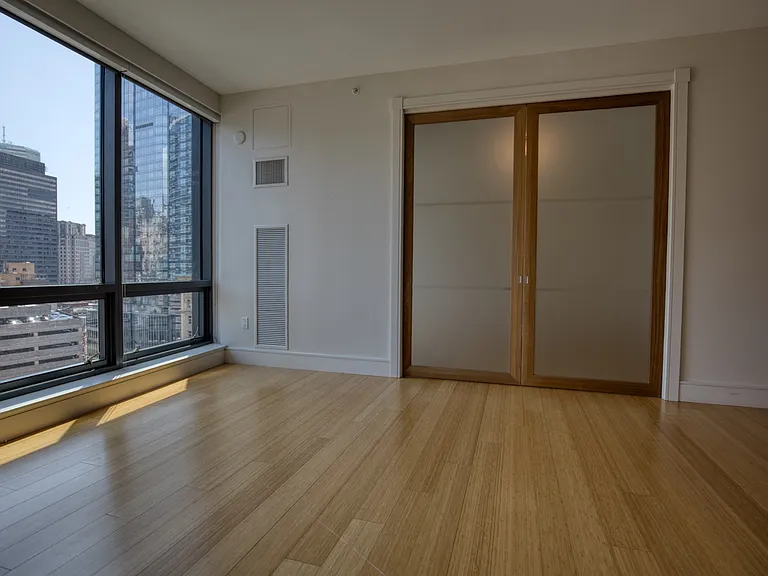 45 Province St #1405 — Photo 4