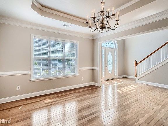 4th image of 2028 Millstone Dr SW